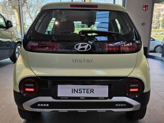 HYUNDAI INSTER usata, con Autoradio