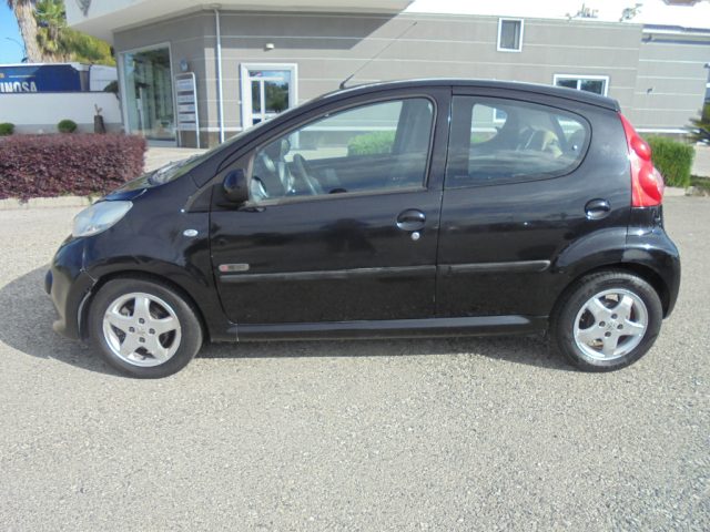 PEUGEOT 107 usata, con Cerchi in lega
