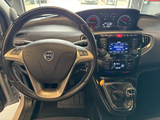 LANCIA Ypsilon usata, con ESP
