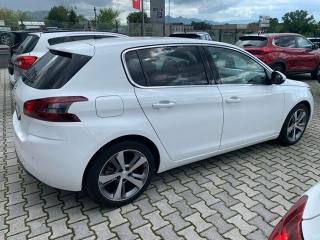 PEUGEOT 308 usata, con Airbag Passeggero