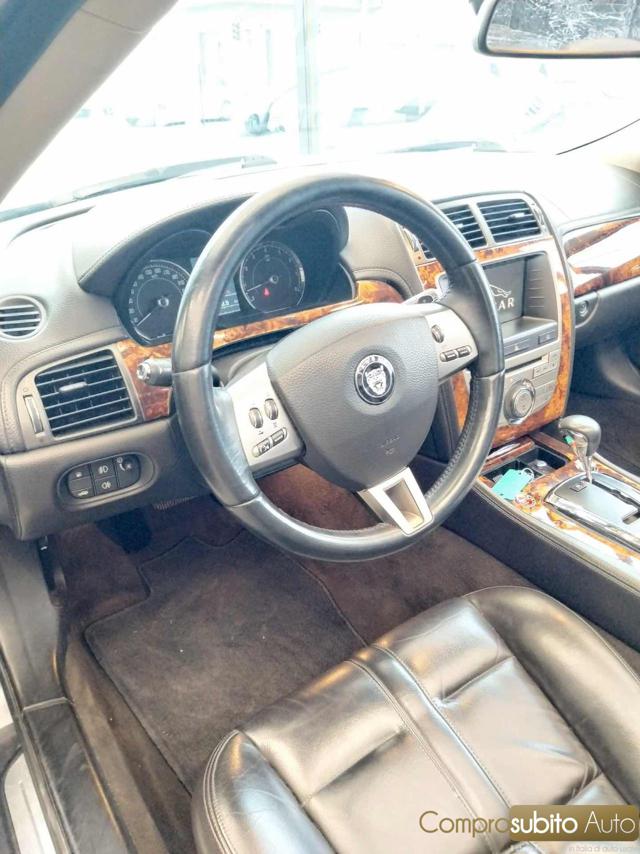 JAGUAR XK usata, con Fari Xenon
