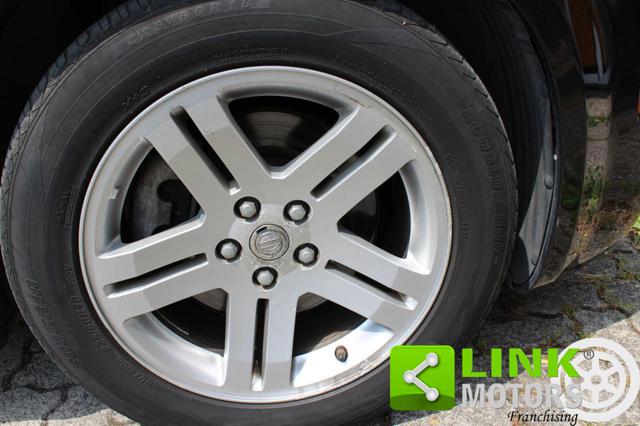 CHRYSLER 300C usata, con Fari Xenon