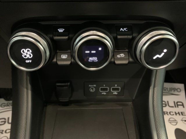 RENAULT Captur usata, con Park Distance Control
