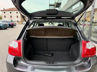 TOYOTA Auris usata, con Specchietti laterali elettrici