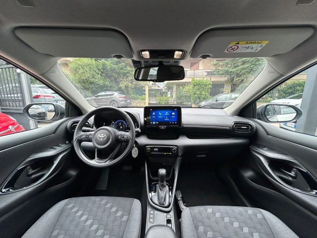 TOYOTA Yaris usata, con Controllo automatico clima