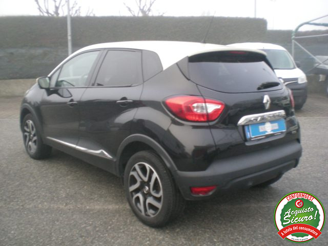 RENAULT Captur usata, con Autoradio