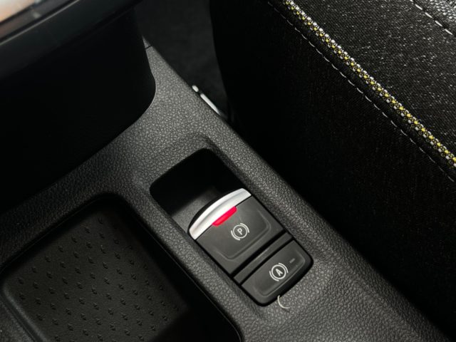 RENAULT Captur usata, con MP3