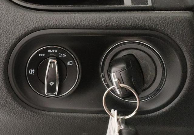 PORSCHE Macan usata, con Controllo automatico clima