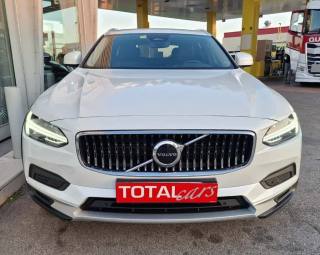 VOLVO V90 Cross Country usata, con Airbag