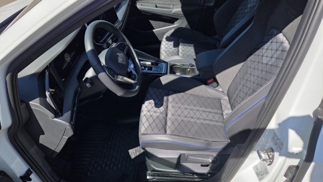 VOLKSWAGEN Golf usata, con ESP