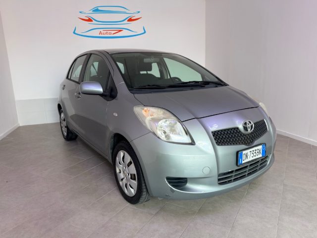 TOYOTA Yaris usata 0