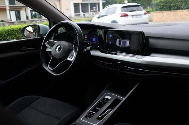 VOLKSWAGEN Golf Variant usata 114