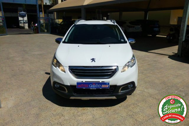 PEUGEOT 2008 usata, con Airbag