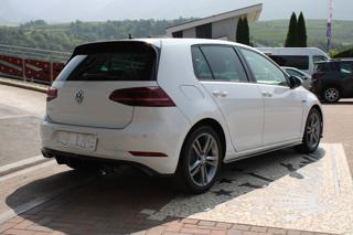 VOLKSWAGEN Golf usata, con Autoradio