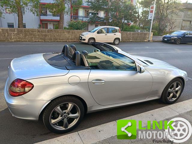 MERCEDES-BENZ SLK 200 usata, con Autoradio