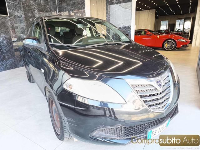 LANCIA Ypsilon usata, con Airbag