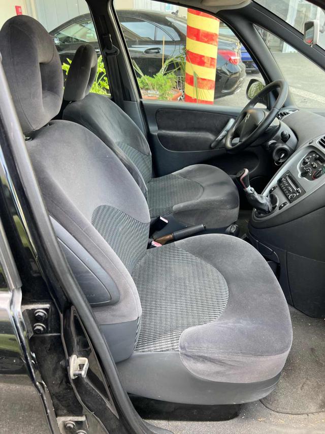 CITROEN Xsara Picasso usata 10