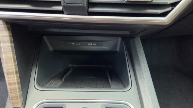 SEAT Leon usata, con USB