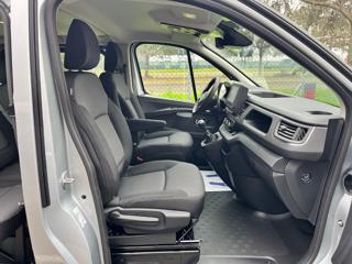 NISSAN Primastar usata, con Park Distance Control