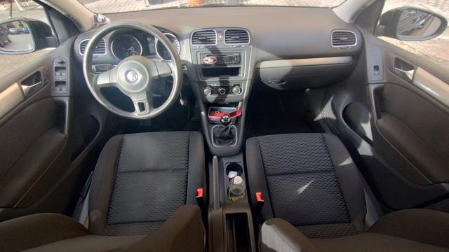 VOLKSWAGEN Golf usata, con Hill holder