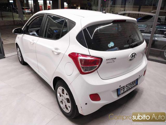 HYUNDAI i10 usata, con Chiusura centralizzata