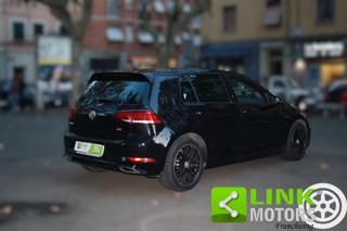 VOLKSWAGEN Golf usata, con Autoradio