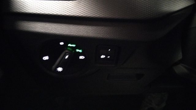SKODA Kamiq usata, con Frenata d
