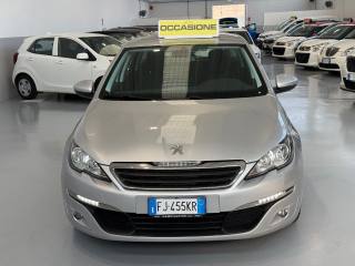 PEUGEOT 308 usata, con Airbag