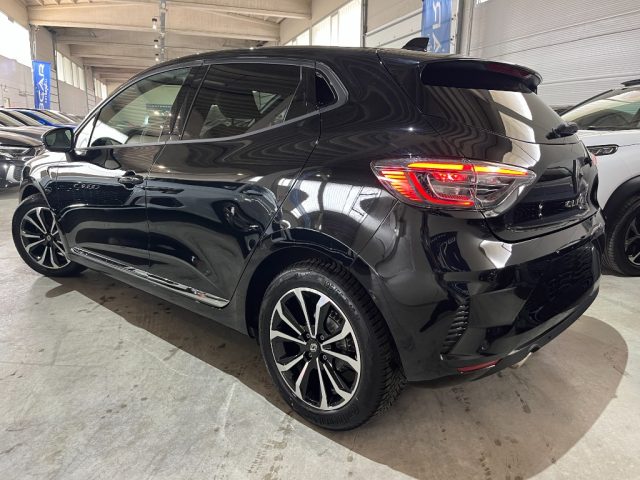RENAULT Clio usata, con Alzacristalli elettrici