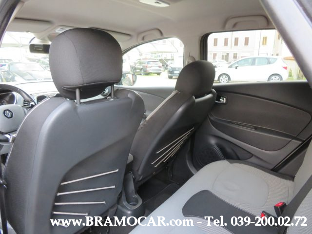 RENAULT Captur usata, con Touch screen