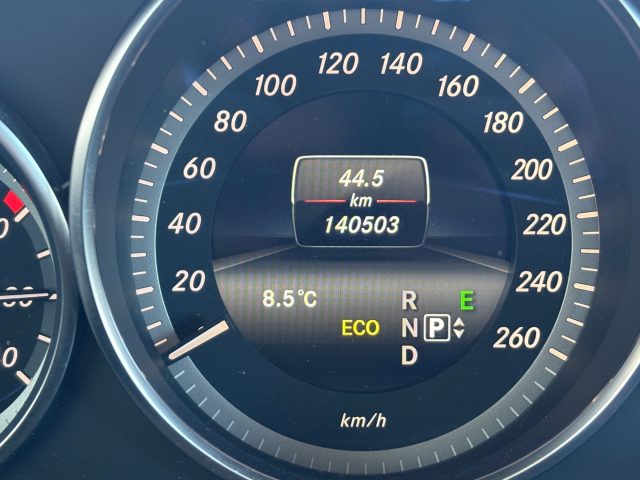 MERCEDES-BENZ E 200 usata, con MP3