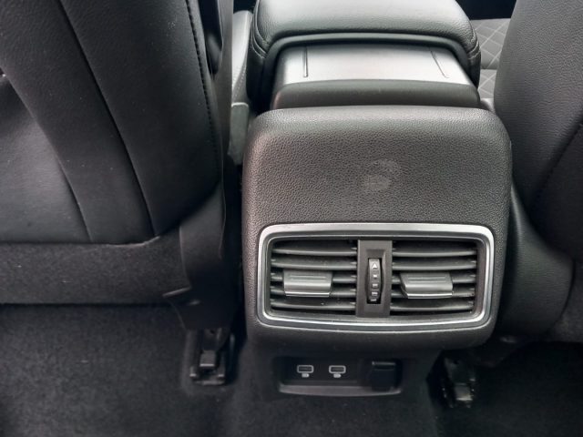 RENAULT Kadjar usata, con Telecamera per parcheggio assistito