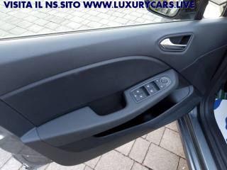 RENAULT Clio usata, con Park Distance Control