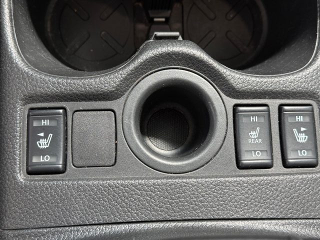 NISSAN X-Trail usata, con Sensori di parcheggio posteriori