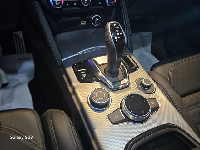 ALFA ROMEO Stelvio usata, con Controllo automatico clima