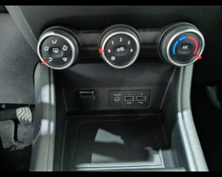 RENAULT Captur usata, con Bracciolo