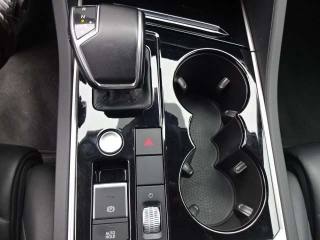 VOLKSWAGEN Touareg usata, con Fari Xenon