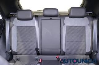 VOLKSWAGEN T-Roc usata, con Isofix
