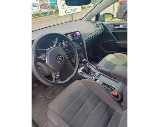 VOLKSWAGEN Golf Variant usata, con Autoradio