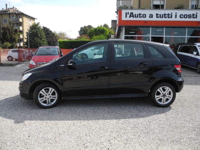 MERCEDES-BENZ B 180 usata 66