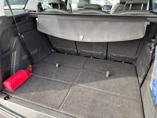 PEUGEOT 5008 usata, con Cerchi in lega