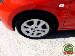 OPEL Karl usata, con Luci diurne