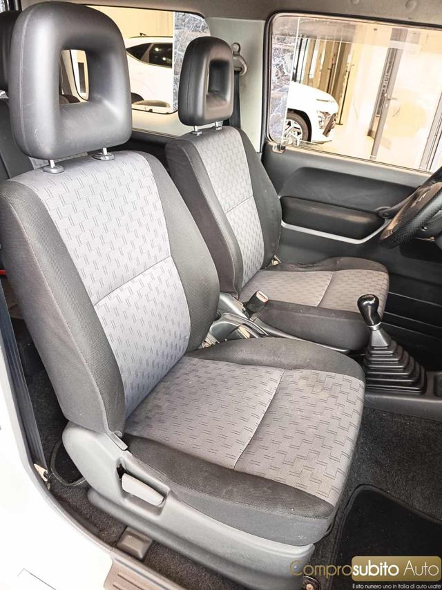 SUZUKI Jimny usata 26