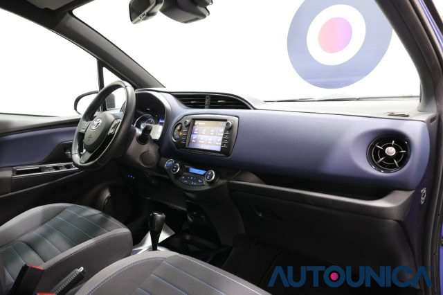 TOYOTA Yaris usata 46