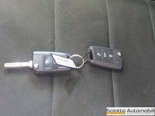 VOLKSWAGEN T-Roc usata, con Sensori di parcheggio posteriori