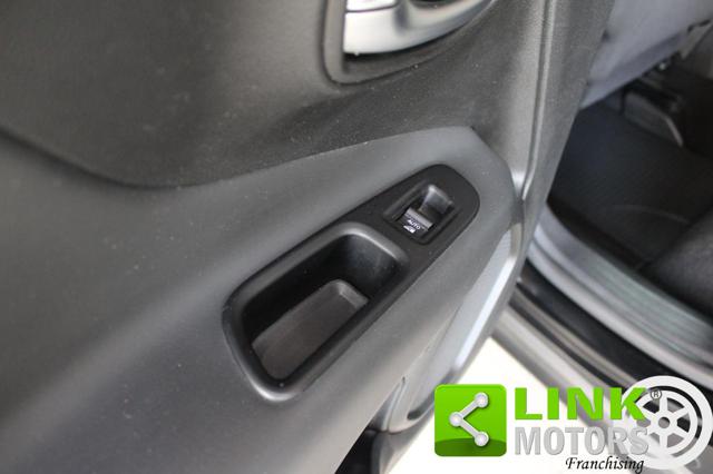 JEEP Renegade usata, con USB