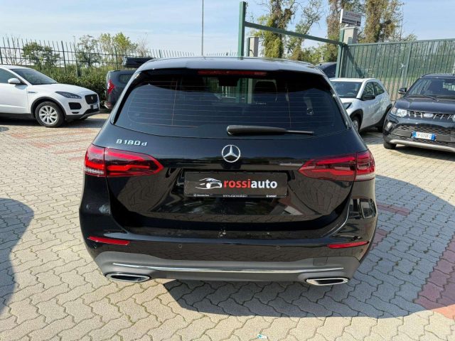 MERCEDES-BENZ B 180 usata, con Alzacristalli elettrici