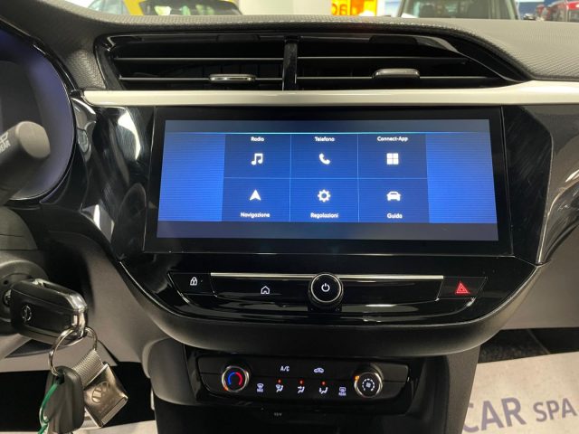 OPEL Corsa usata, con USB