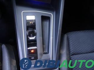 VOLKSWAGEN Golf usata, con Fari LED