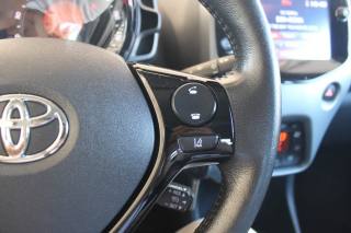 TOYOTA Aygo usata, con Airbag testa